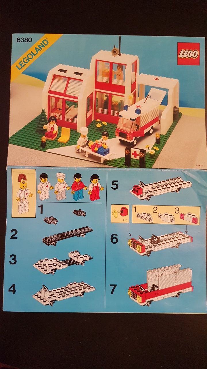 Lego 6380 Emergency Treatment Center (St. Mary's Hospital)