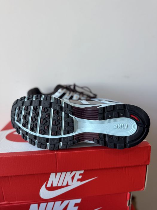 Оригінальні кросівки Nike   P-6000 40.5 розмір