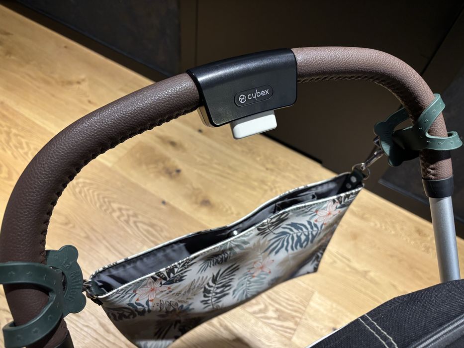 Wózek CYBEX EEZY S2+ Twist SLV Moon Black