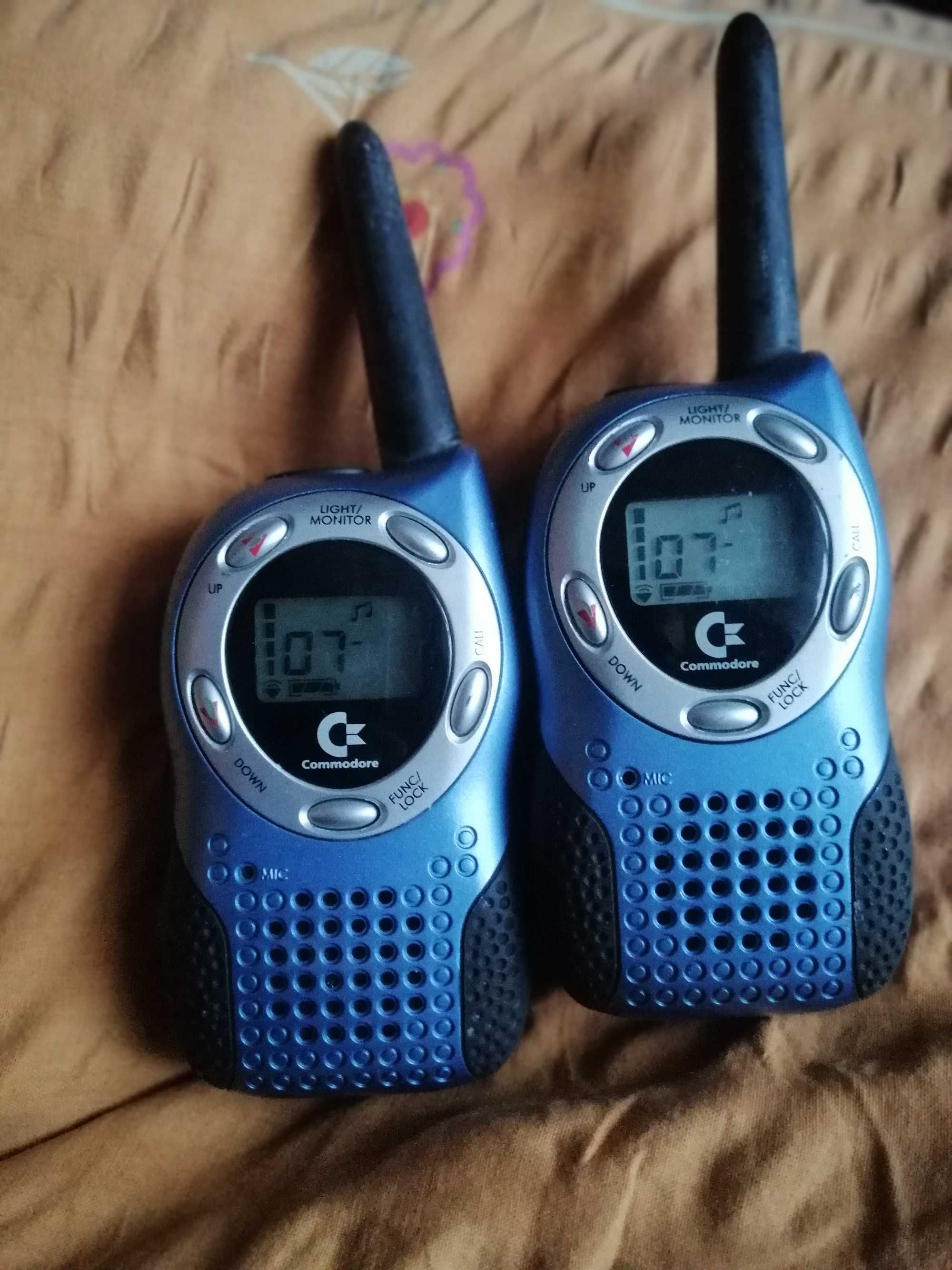 krótkofalowki wlakie talkie COMMODORE CFG 200