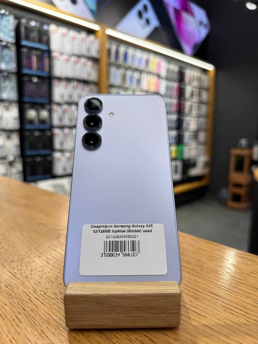 б/у Samsung Galaxy S25 12/128GB (Icyblue)