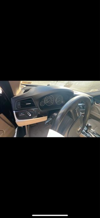 БМВ 5 Серіі Ф10 528