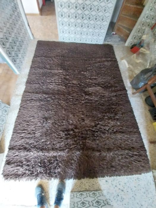 Carpete 200 X 285 cms