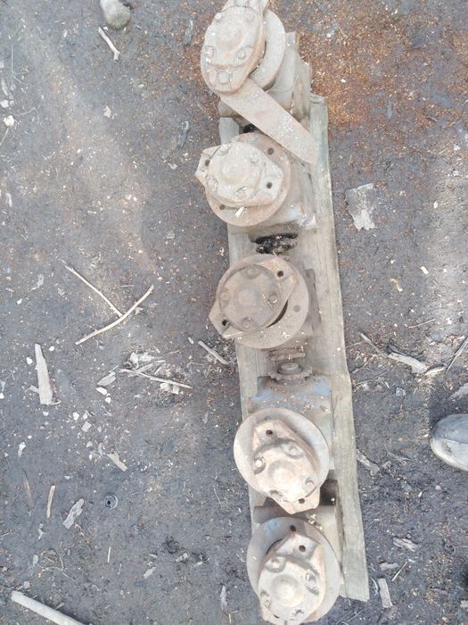 Редуктор подрібнювача жаткы КМС