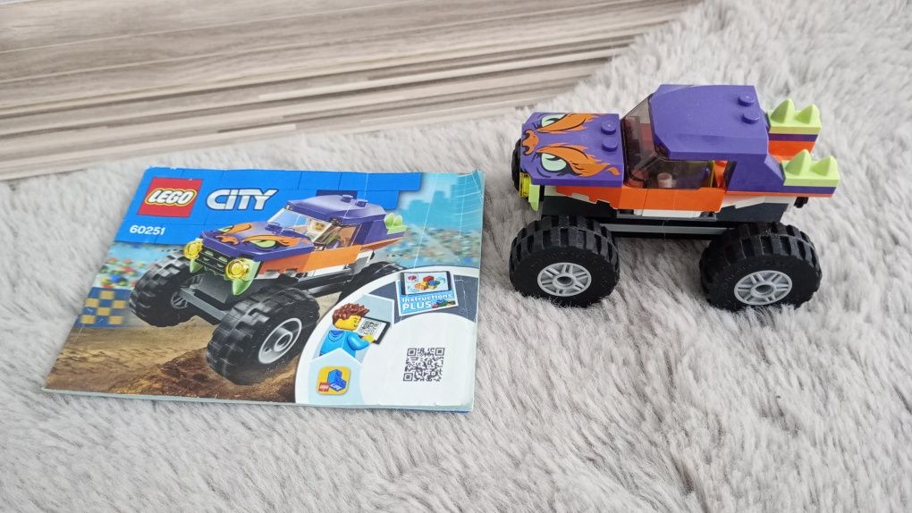 LEGO City 60251 Monster truck
