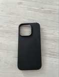 etui czarne na telefon Iphone 14 plus