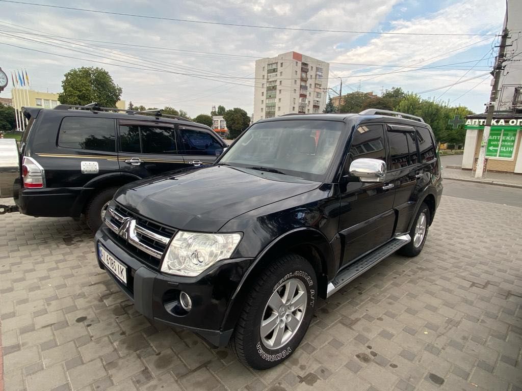 Mitsubishi Pajero Wagon 4 3.0