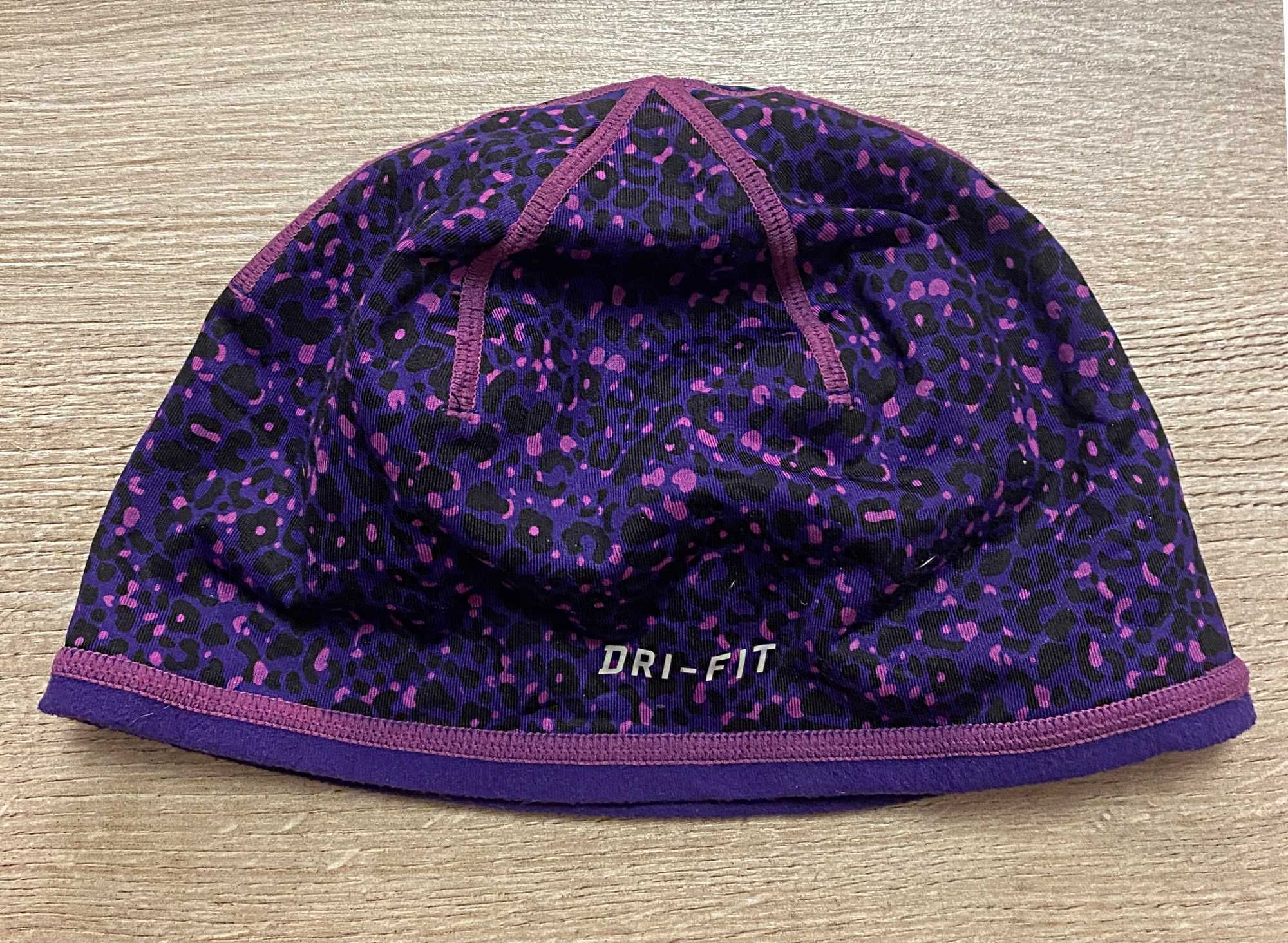 Женская беговая шапка Nike Purple Run Lotus Reversible Knit Beanie