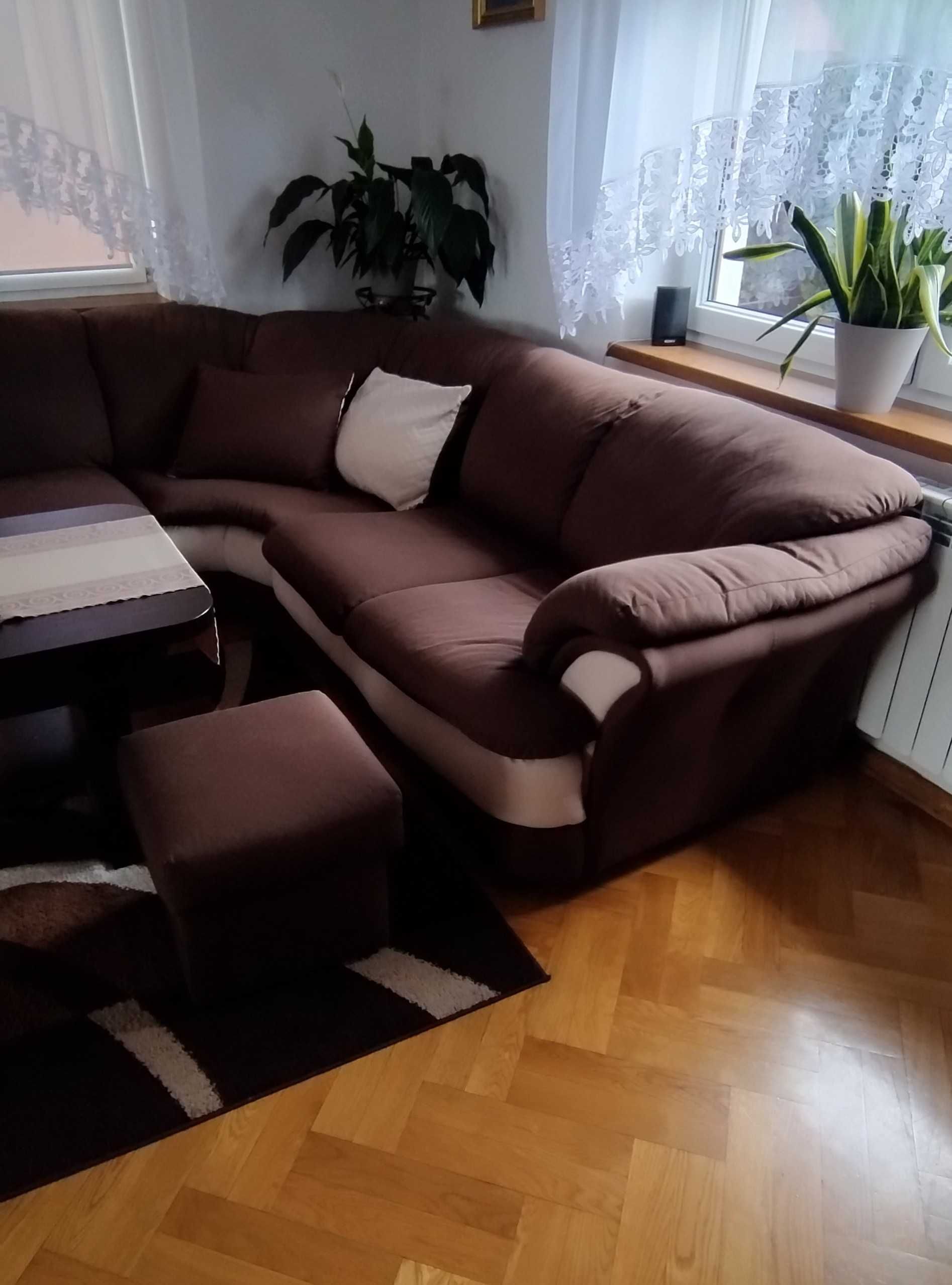 Narożnik z fotelem
