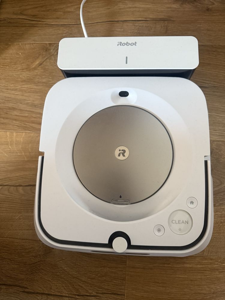 IRoboty Rumba i7 Braava jet m6