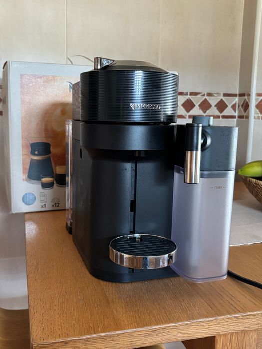 Depósito de água para Máquina de café NESPRESSO vertuo latissima