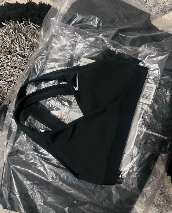 Топ nike m i l оригінал