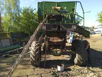 Запчастини John Deere 330, 430, 935 942 Комбайн Джон Дір мотор коробка