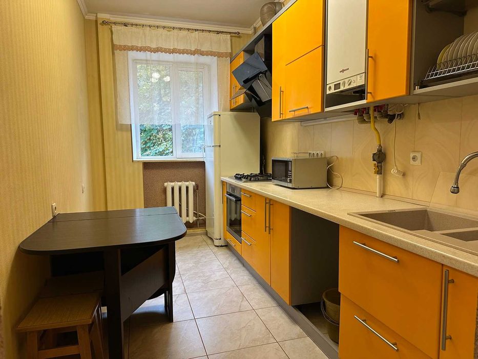 Довгострокова оренда 3 к кв на Замості