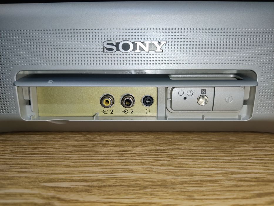 Телевизор SONY KV-14CT1E 14' RGB SCART ретрогейминг