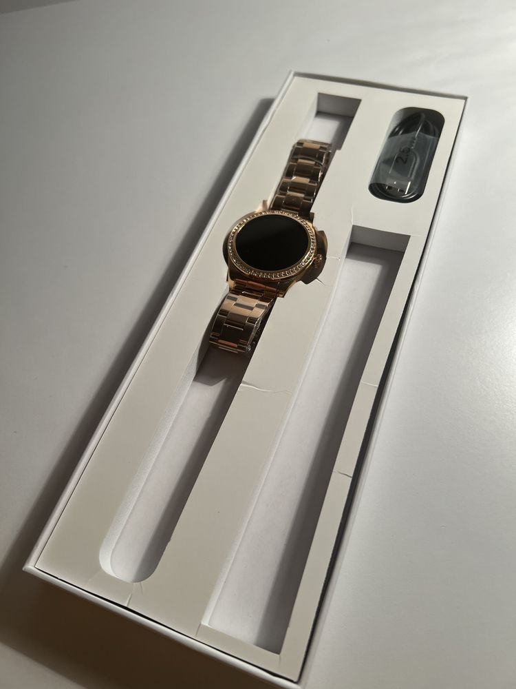 Biżuteryjny smartwatch damski AMOLED - Nowy, idealny na prezent!
