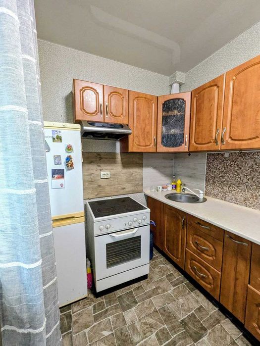 Продаж 2к квартири з меблями