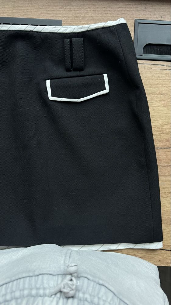 Спідниця від zara