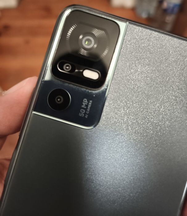Telemóvel TCL como novo