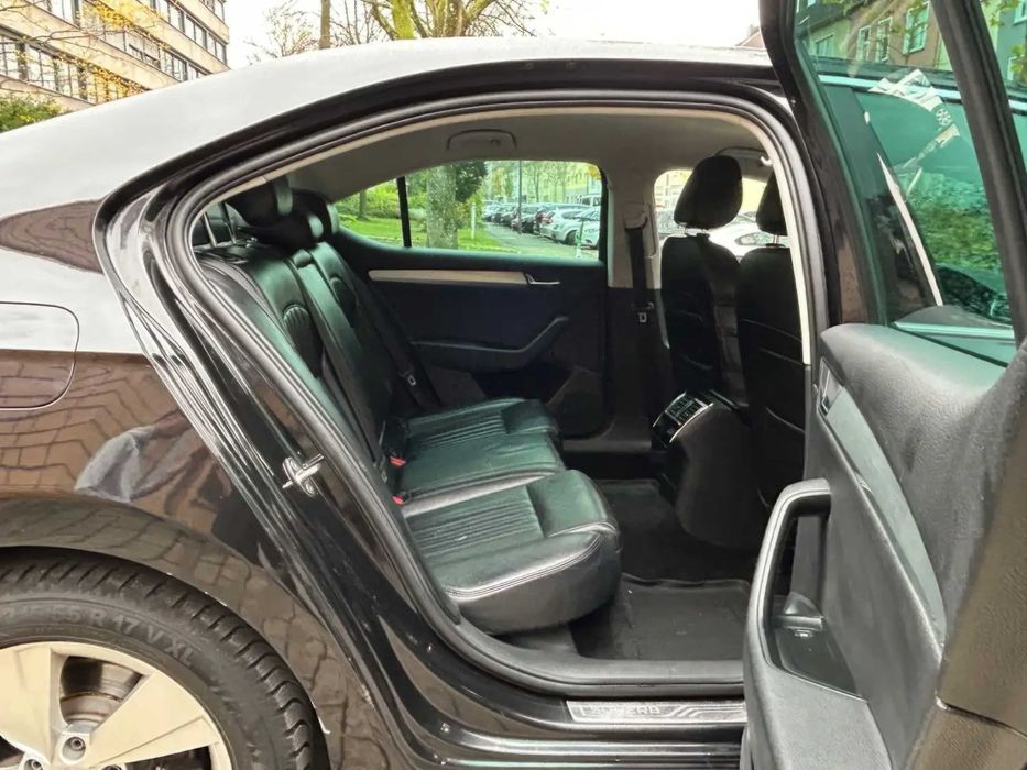 Skoda Superb      2018