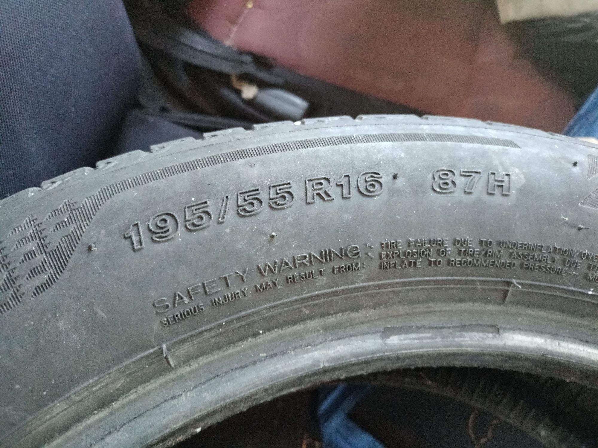 Pneu Bridgestone 195/ 55 /R 16 Turanza T005