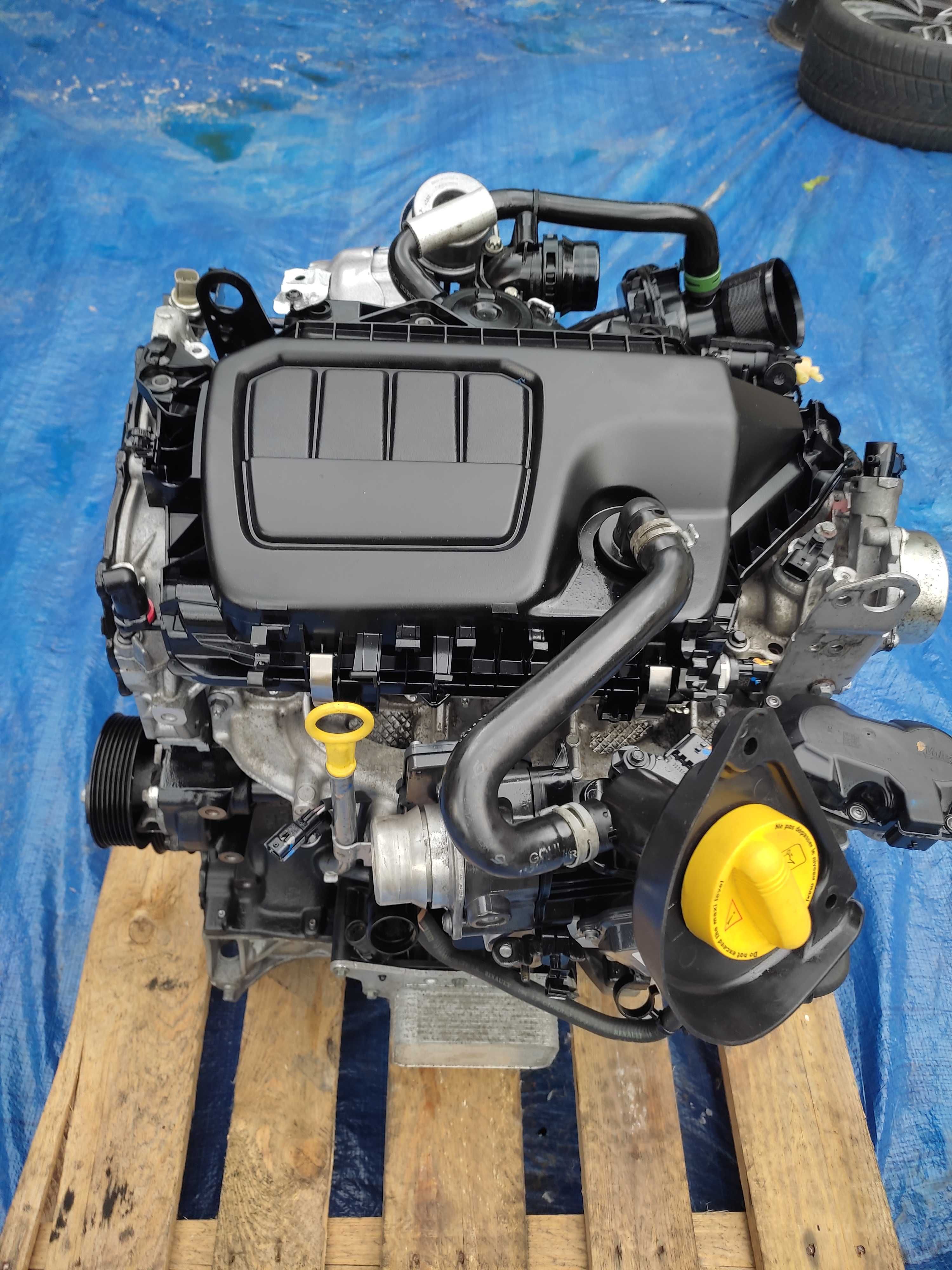 TRAFIC VIVARO 1.6 DCI SILNIK r9m415 76 tyś km montaż gwarancja ładny