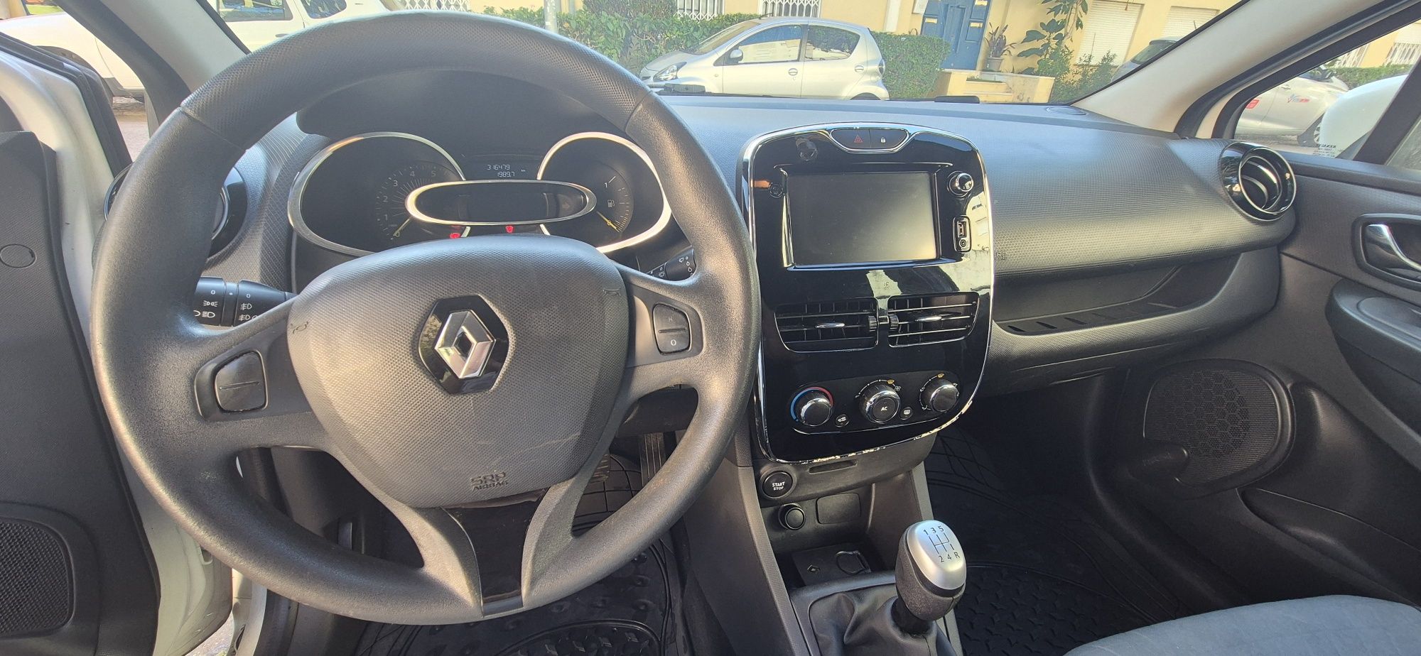 Renault Clio 1.5 DCI 90CV