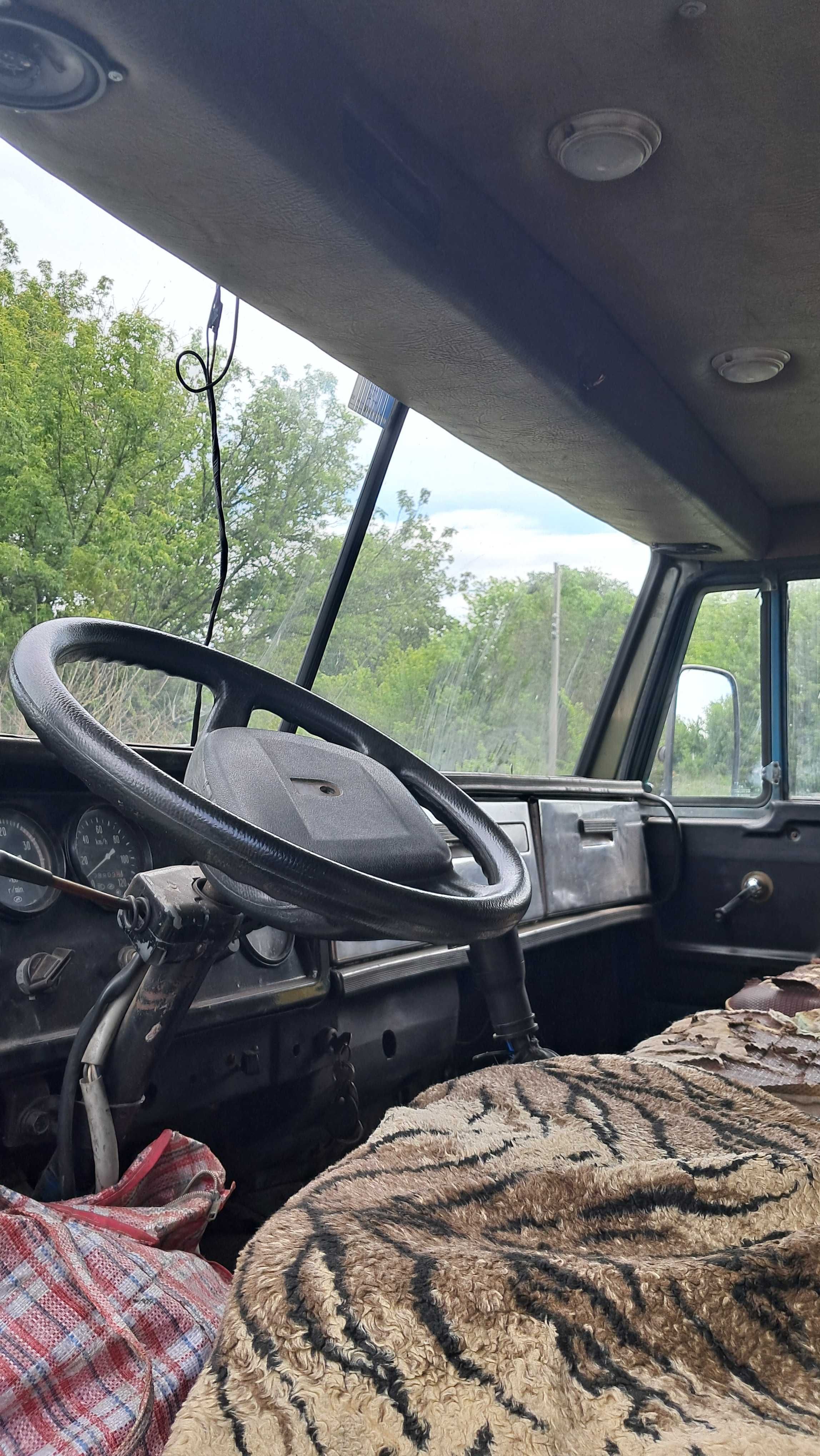 Камаз 5320 з причіпом