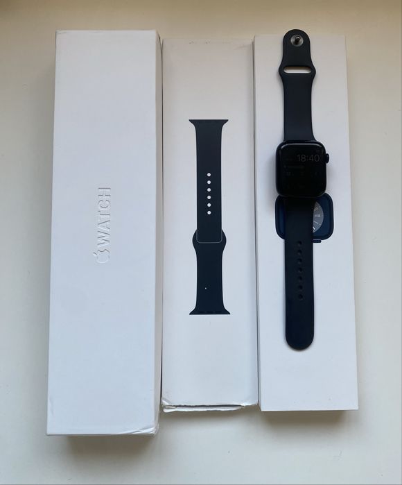 Apple watch serie 8 semi-novo 45mm 93% de bateria