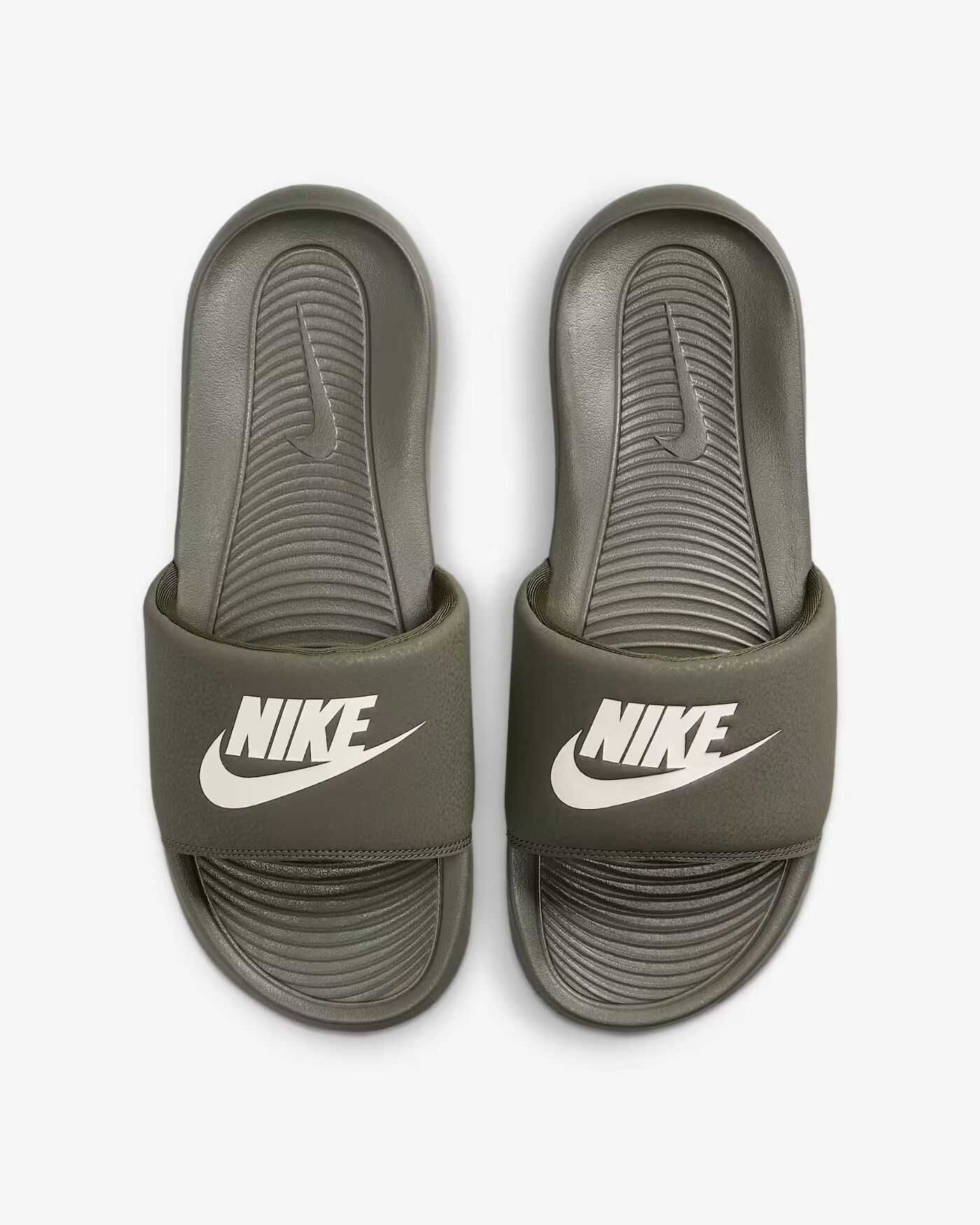 США! Тапочки Nike Victori One Jordan Dunk (40р по 49.5р) (CN9675-303)