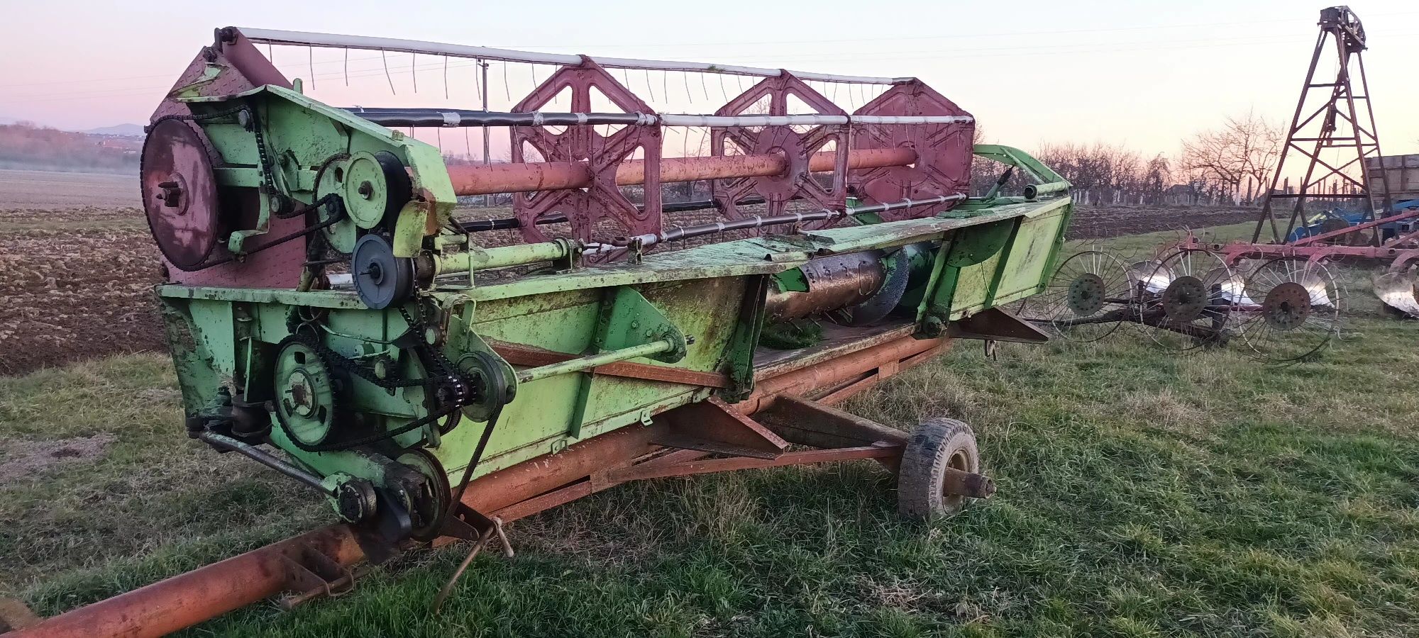 Продам жатку клас