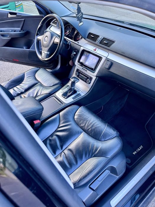VW Passat B6 kombi, skóra, Carplay, odtwarzacz DVD, bagażnik rowerowy