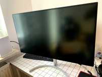 Uszkodzony monitor LG 32UL950-W.