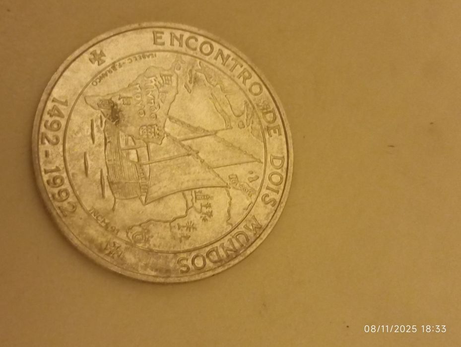 Vendo esta moeda de 1000 escudos