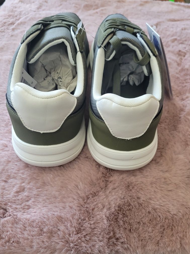 Sneakersy męskie roz 46. Livergy