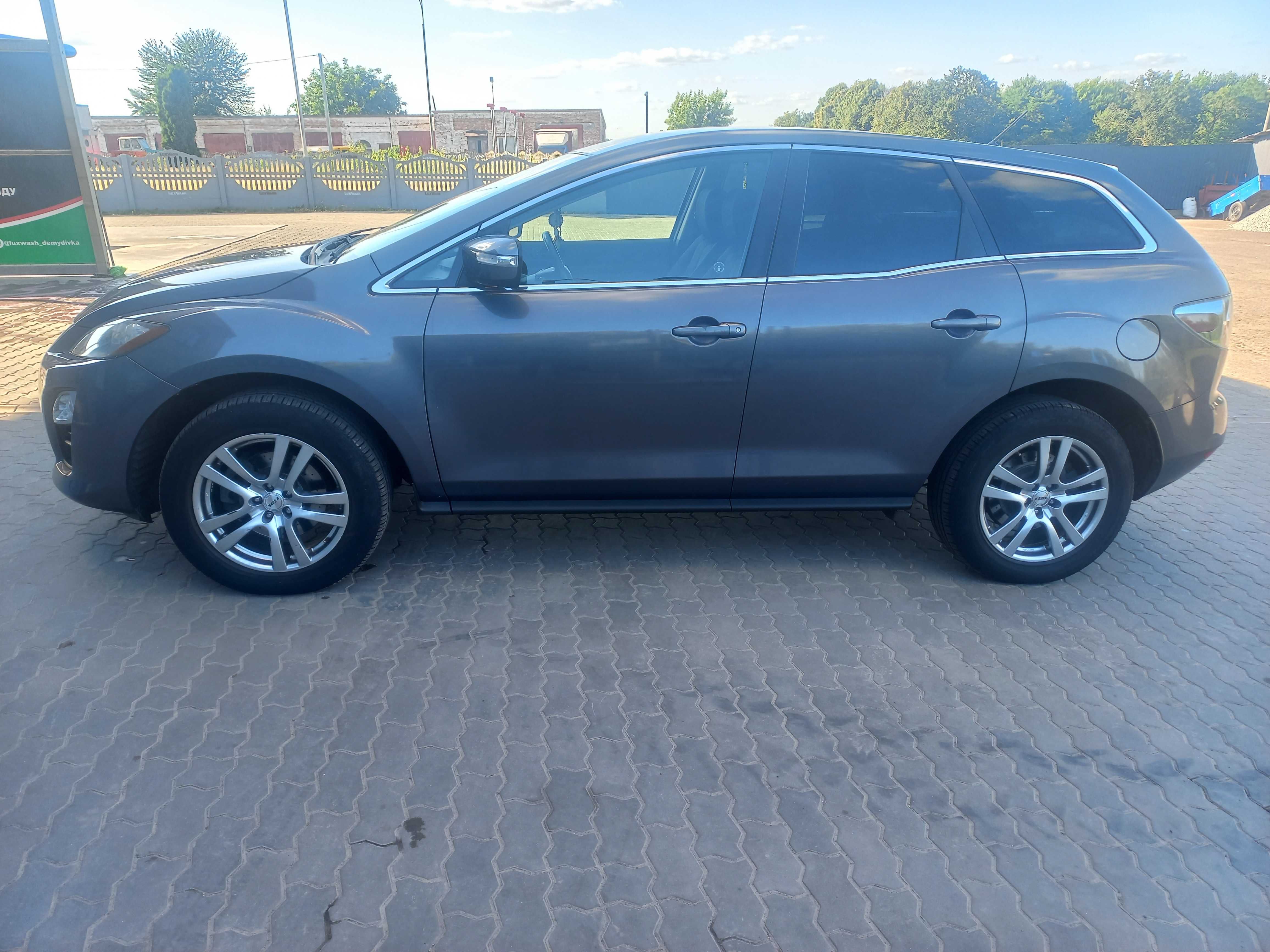 MAZDA CX-7 у відмінному стані