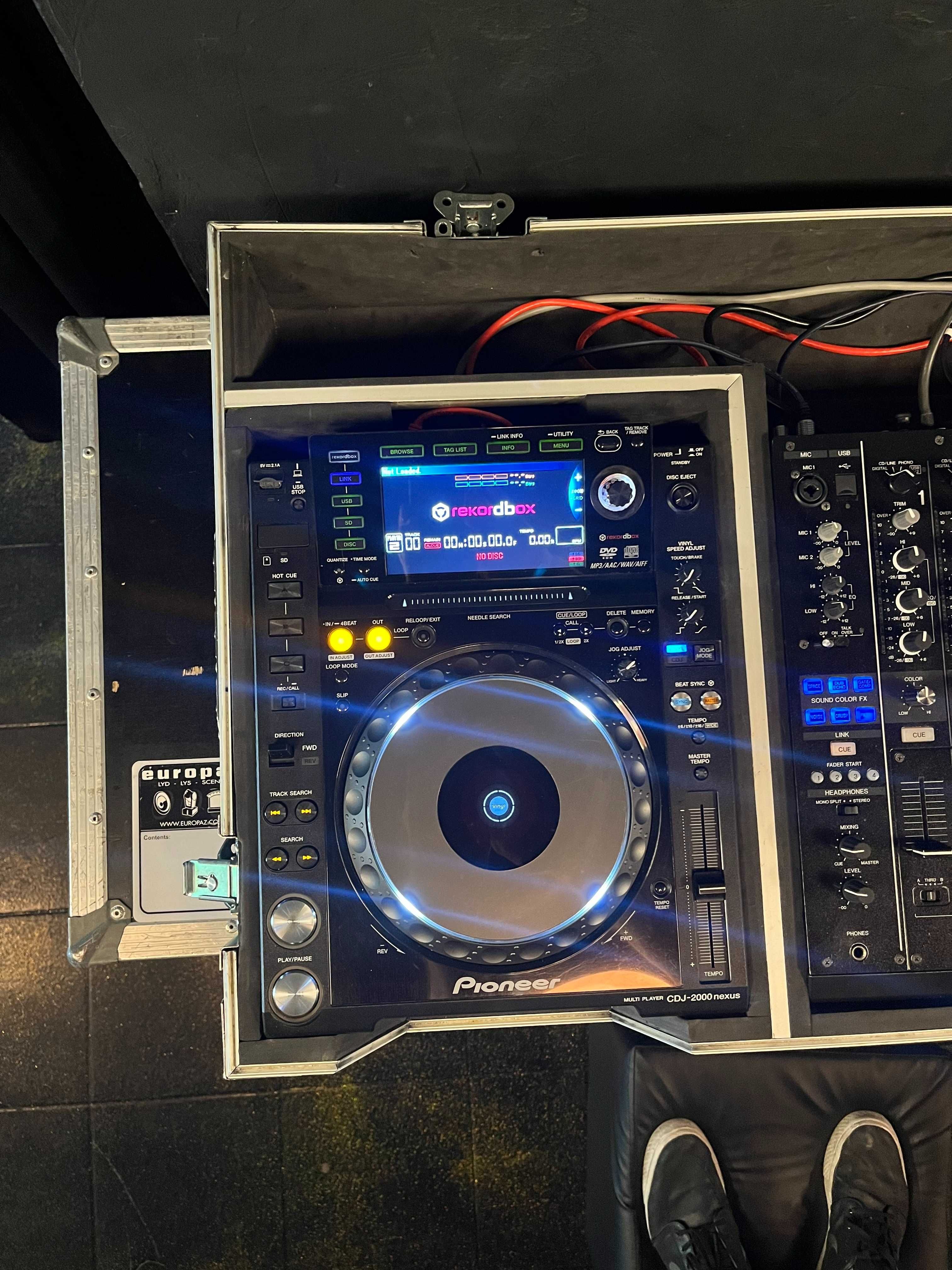 PIONEER DJ: 2x CDJ-2000 nexus + DJM-900 nexus + Case