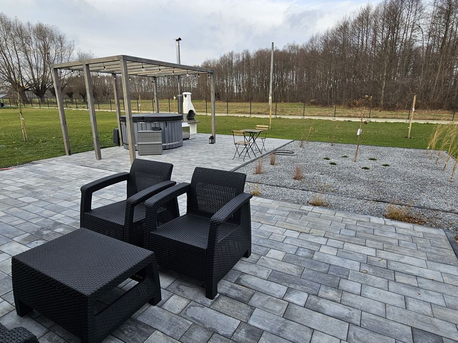 Balia w Plenerze nad Jeziorem Białym na wynajem.