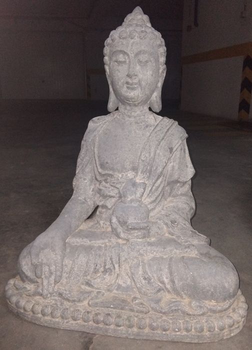 Buda Cinzenta - altura 70cm