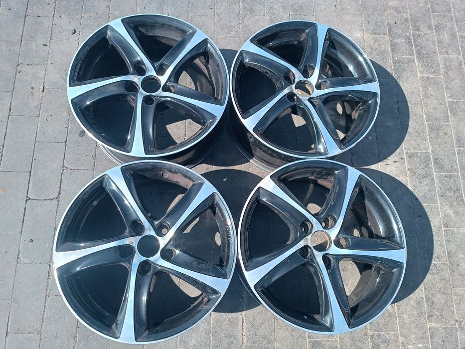 Felgi Alu Audi VW Seat Skoda 5x112 ET47 7.5J17