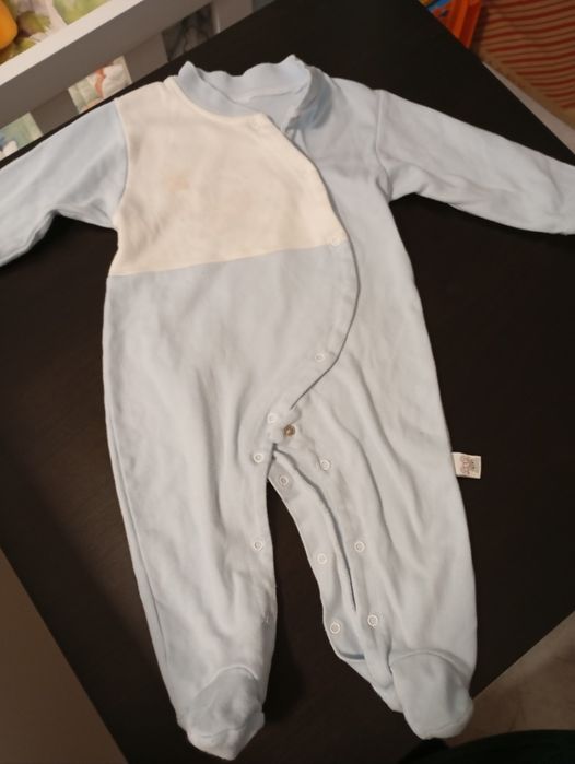 Lote de roupa de bebé