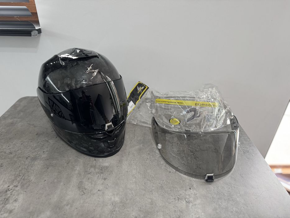 Kask Scorpion EXO R1 EVO Air 2 KUTY CARBON  roz. L