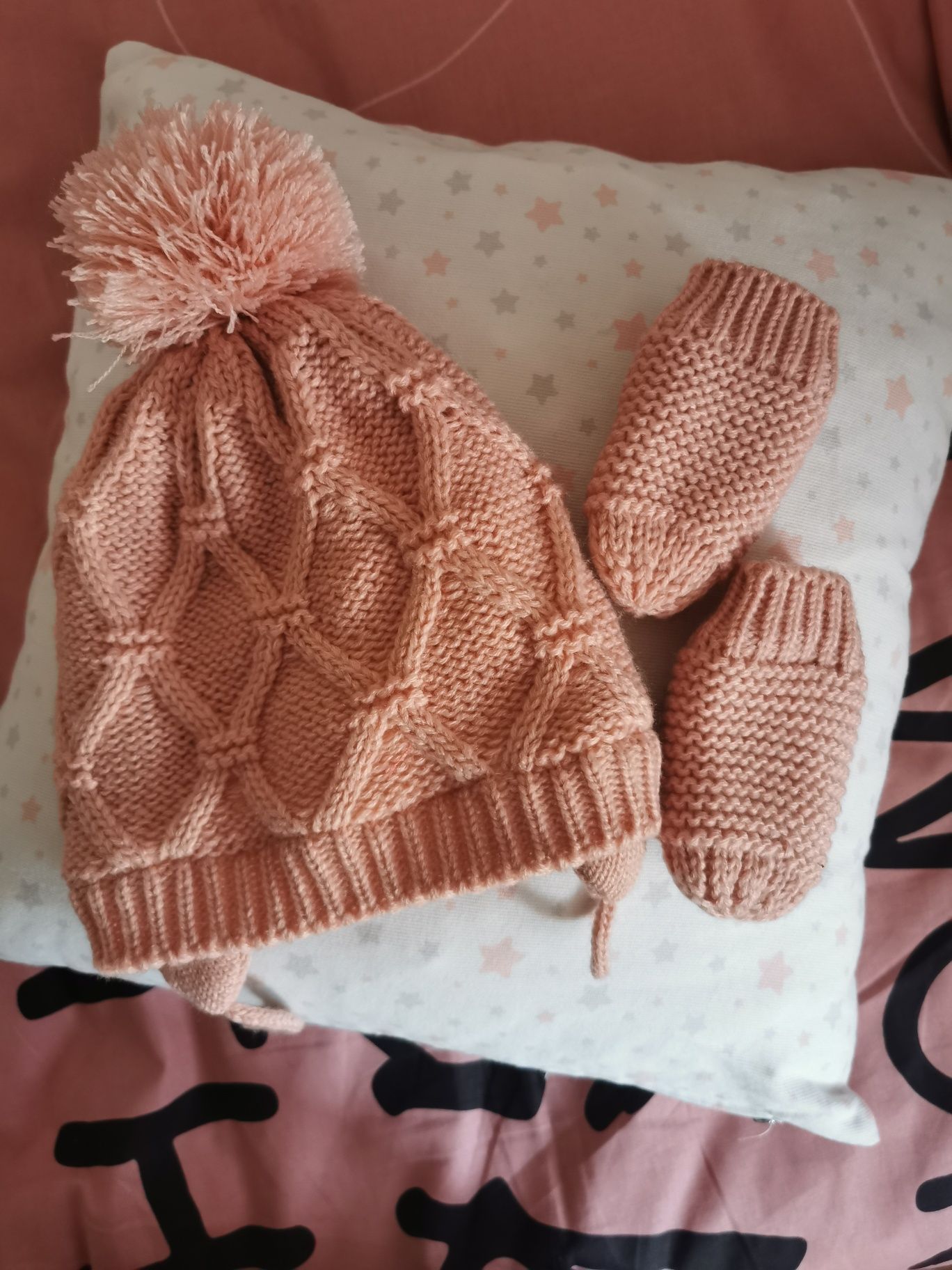 Conjunto gorro e luvas menina