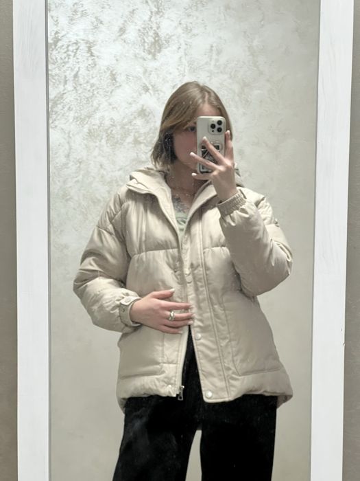 Куртка демісезонна бежева