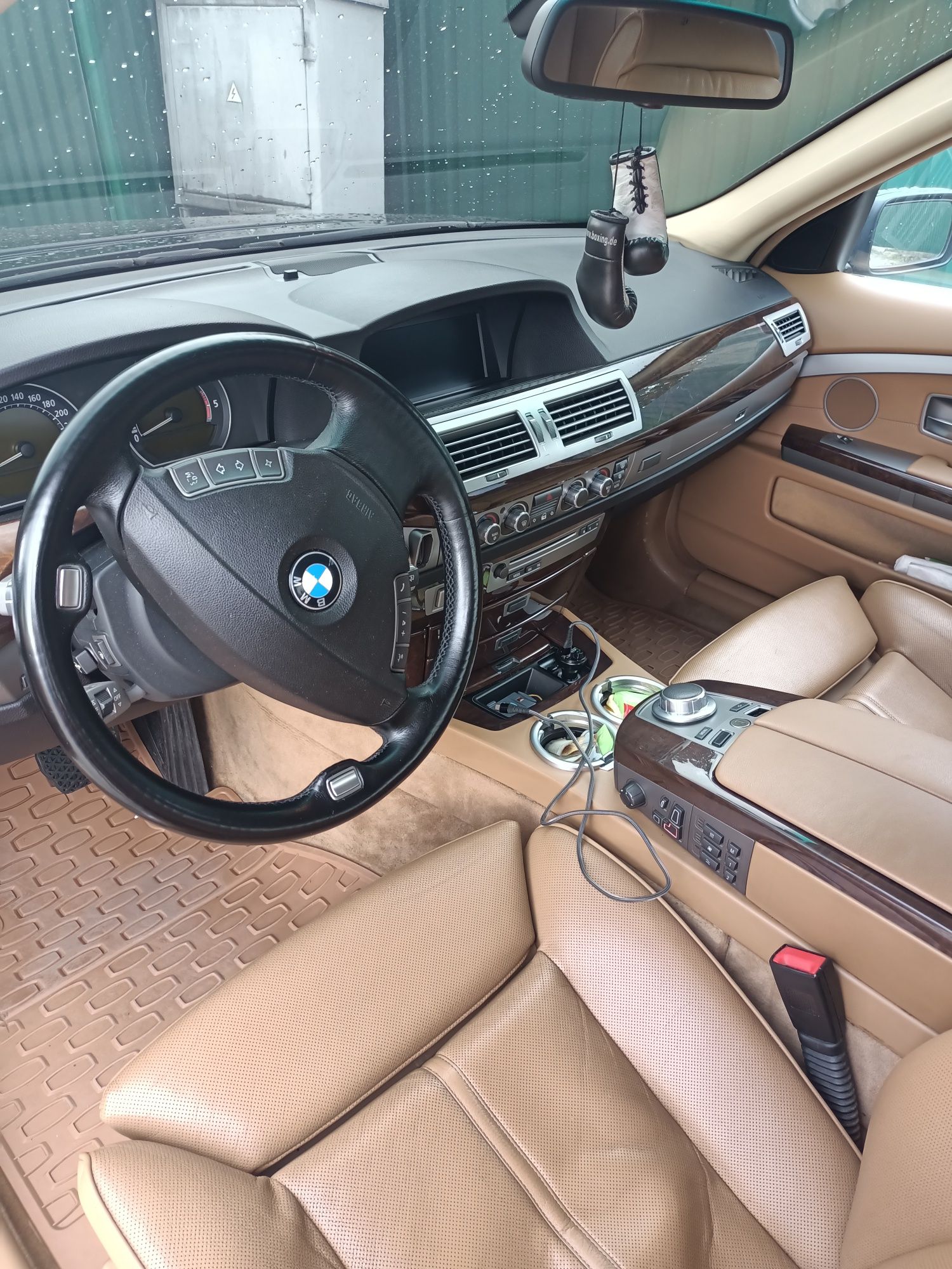 Продаю BMW 745D,седан преставительского класса