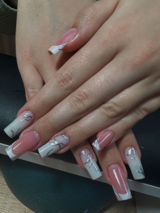 Маникюр/педикюр/