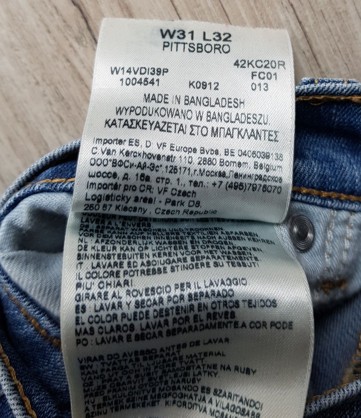 Sprzedam dżinsy Wrangler rozmiar W 31 L 32