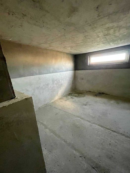 Будинок с.Підгородне, 166 м2 і ділянка 9 сот.