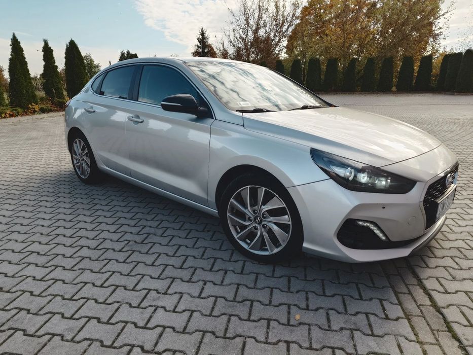 Hyundai I30 Hyundai i30 Fastback 1.6 CRDI Premium
