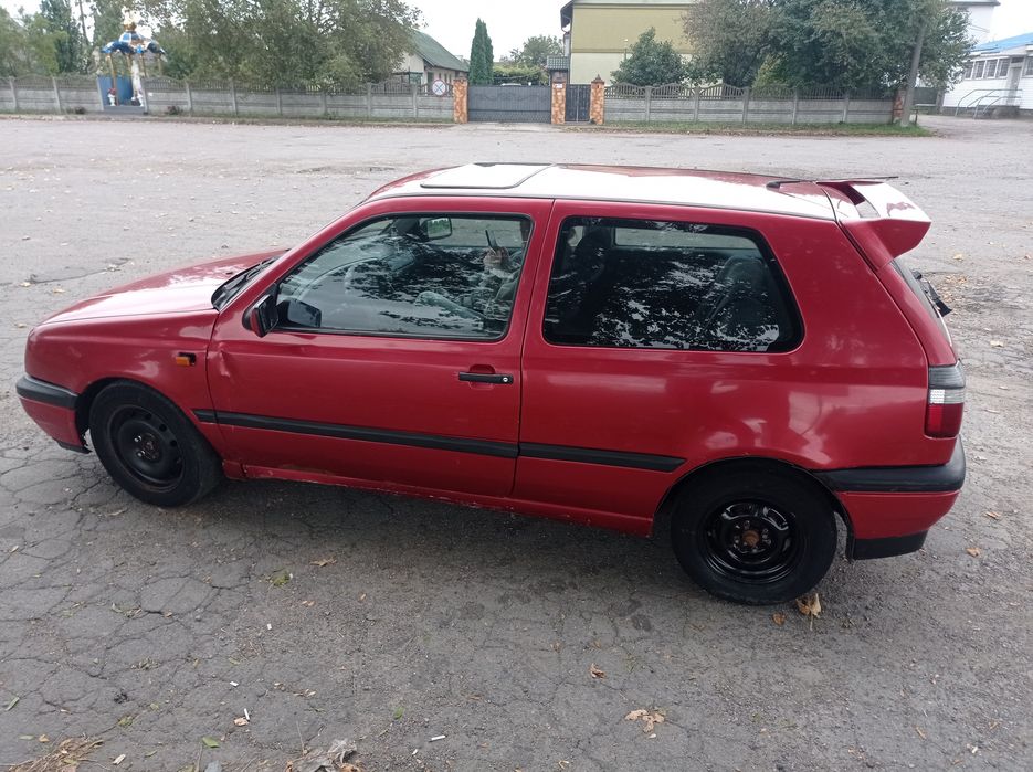 Автомобіль гольф 3